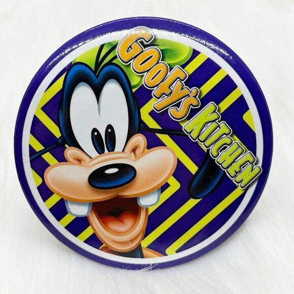 🔮 5/$25 Disney Purple Goofy's Kitchen Pin - Picture 1 of 3